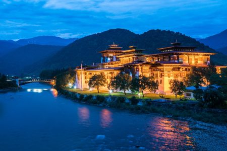 Nepal Bhutan Tibet Tour – 15 Nights & 16 Days